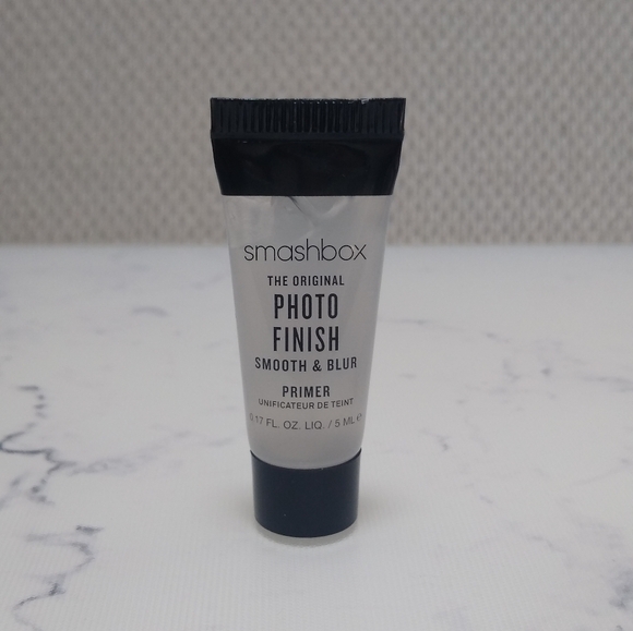 Smashbox The Original Photo Finish Smooth & Blur Primer .17 oz Mini Size - Picture 3 of 4